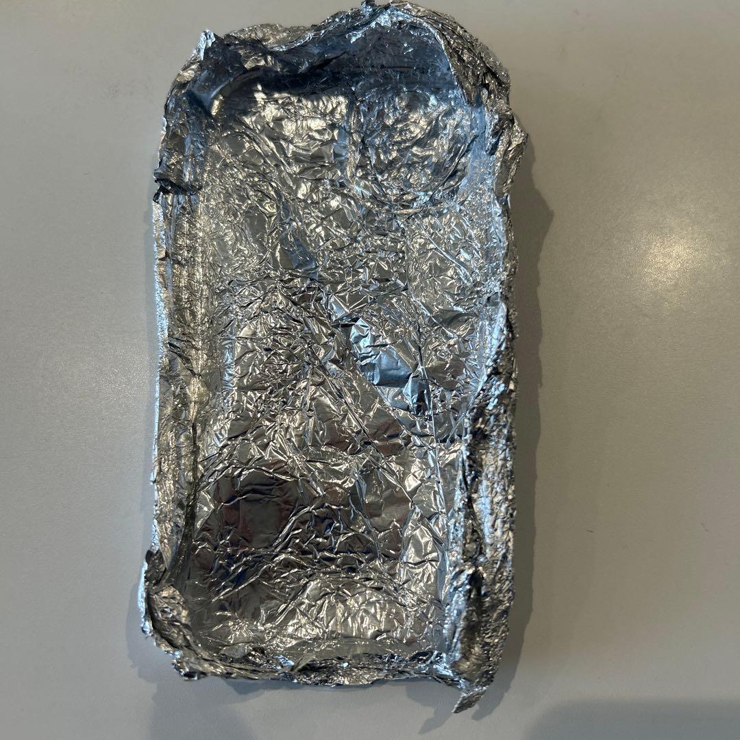 アルミホイルで作ったスマートフォンケース