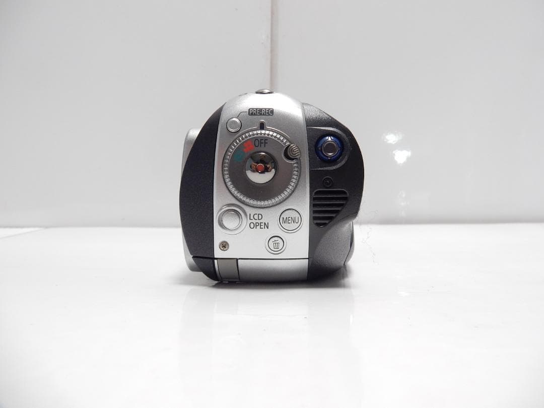 希少　大人気　動作品　Panasonic　HDC-SD5 フルハイビジョンカメラ