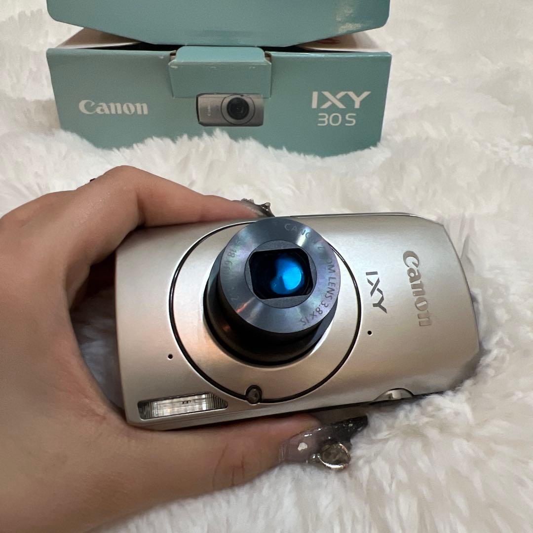 Canon IXY 30sデジタルカメラ シルバー