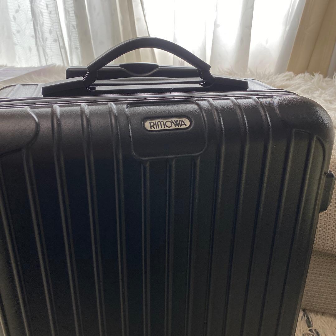 RIMOWA ブラック キャリーケース