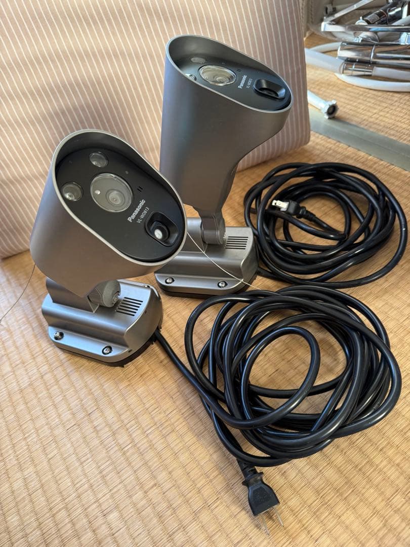 2点セット　Panasonic 防犯カメラ VL-WD813