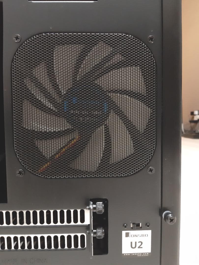【定価1万以上・未使用】アルミ製PCケース Mini-ITX Jonsbo U2