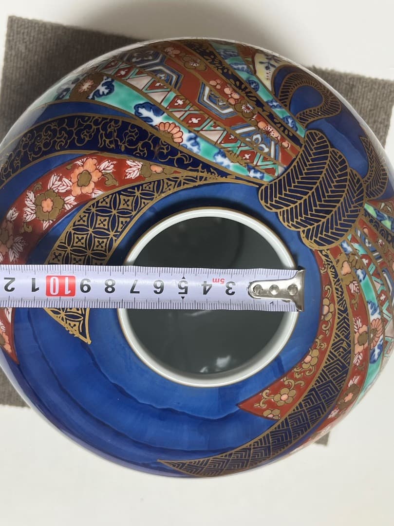有田焼 花瓶 有名作家物 哲山作 大花瓶熨 斗絵花瓶金彩 色絵 飾壺