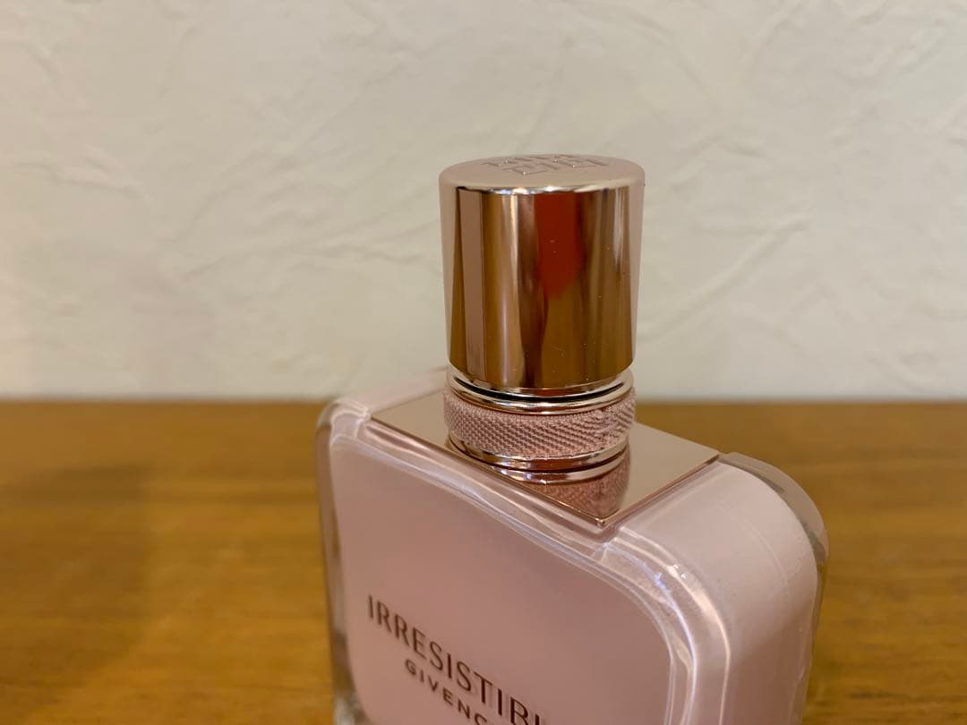 N0903-11★IRRESISTIBLE GIVENCHY 香水 50ml