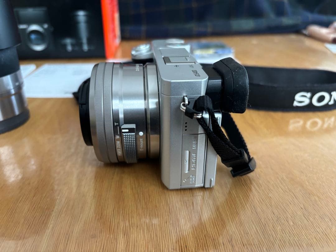 SONY α6400 ダブルズームレンズキット　【ILCE-6400Y】