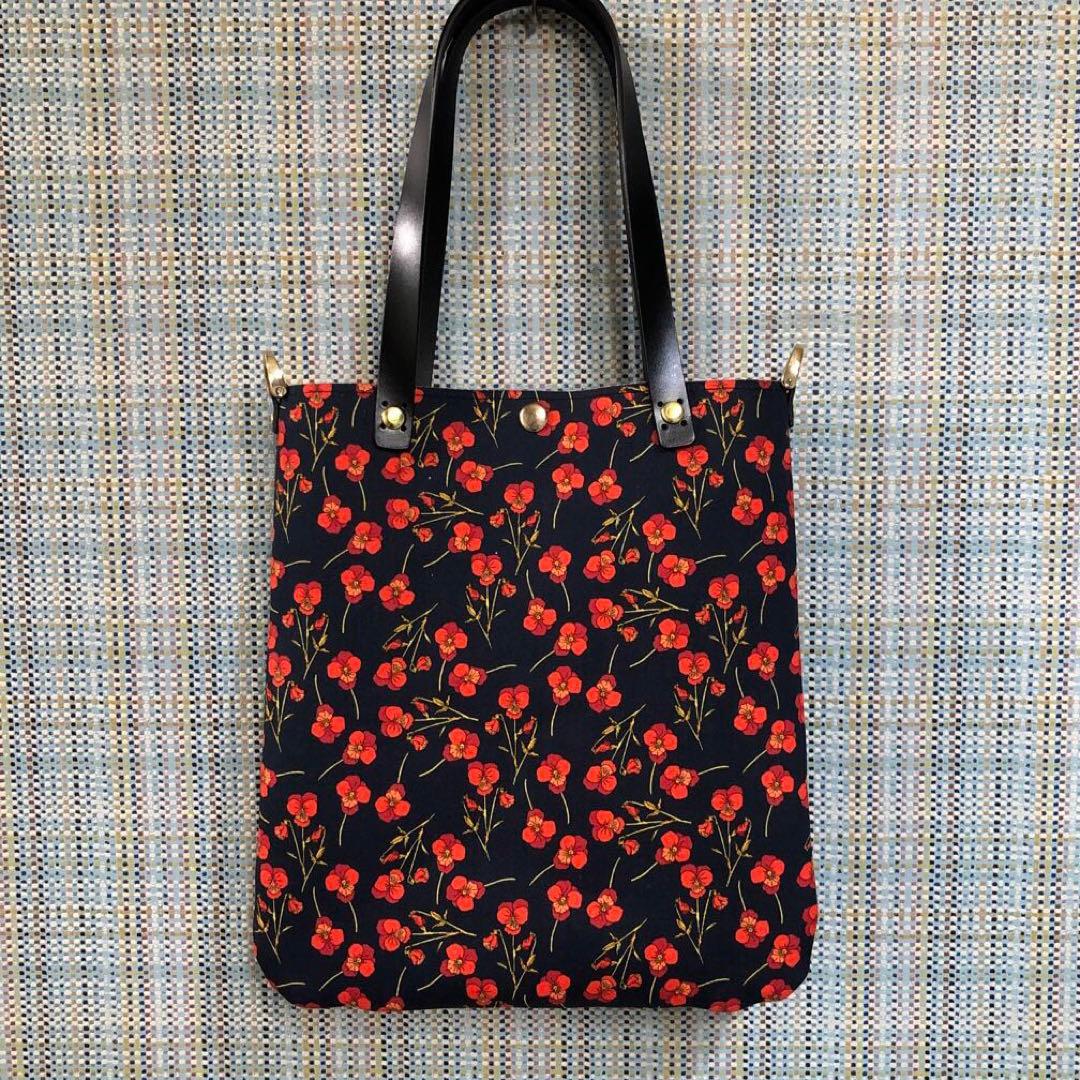 2014.ハンドメイド　ポケット付トートバッグ　リバティ