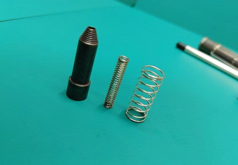 ボールペン・ボルトアクション・ビードブレイカ付き