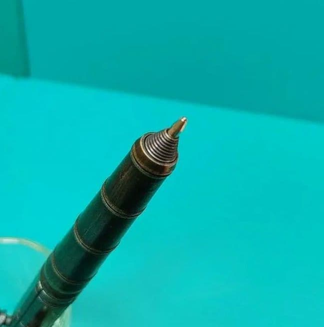 ボールペン・ボルトアクション・ビードブレイカ付き
