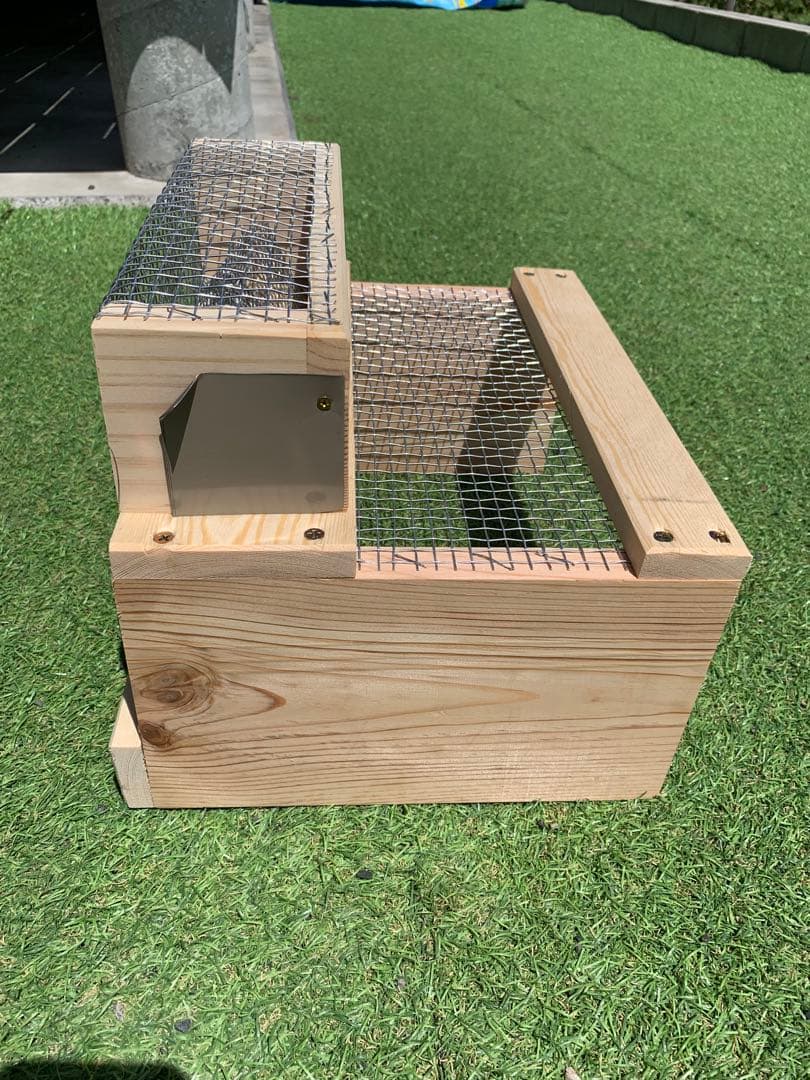 スズメバチ捕獲器　2個