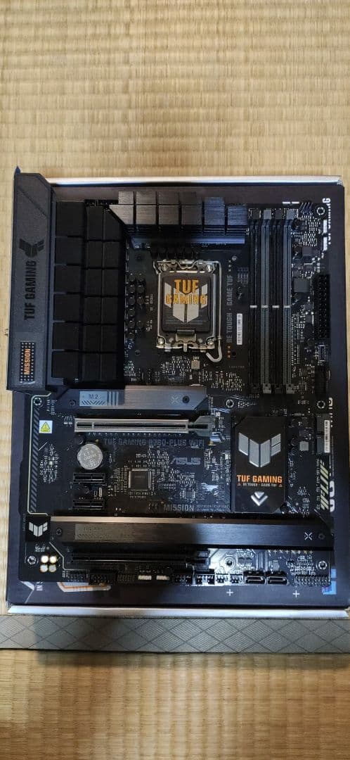 ASUS B760-PLUS WIFI マザーボード