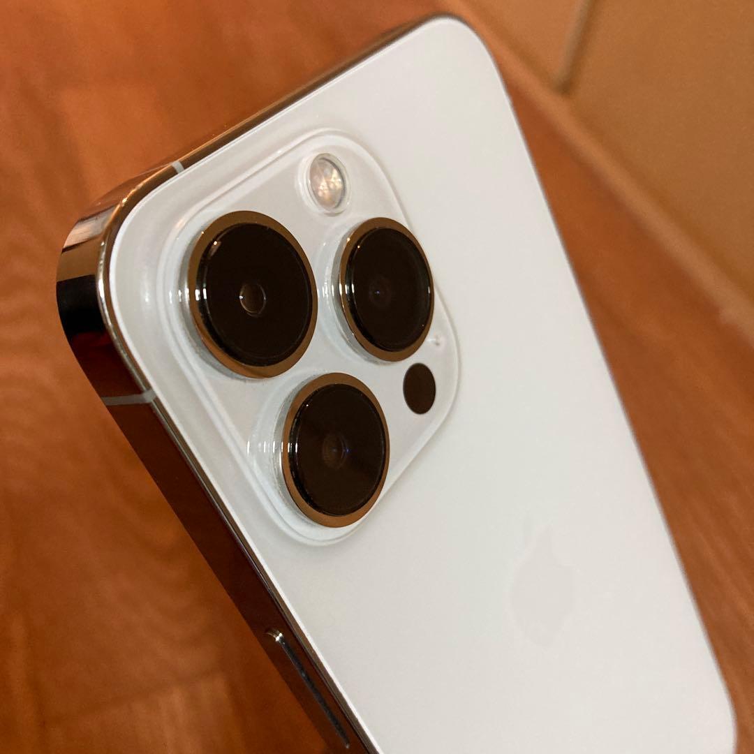 Apple iPhone 13 Pro シルバー128GB 77% SIMフリー