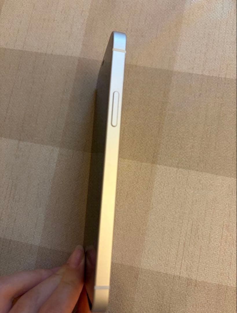 iPhone12 64gb ホワイト