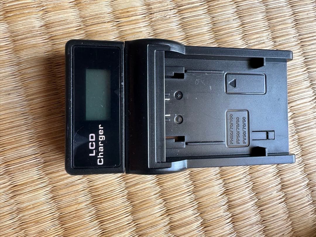 Sony ビデオカメラ 60倍ズーム　HDR-CX680