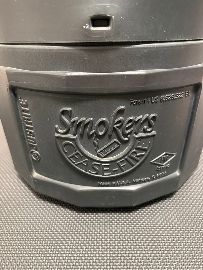 Justrite屋外灰皿 シースファイア（Smokers Cease-Fire）
