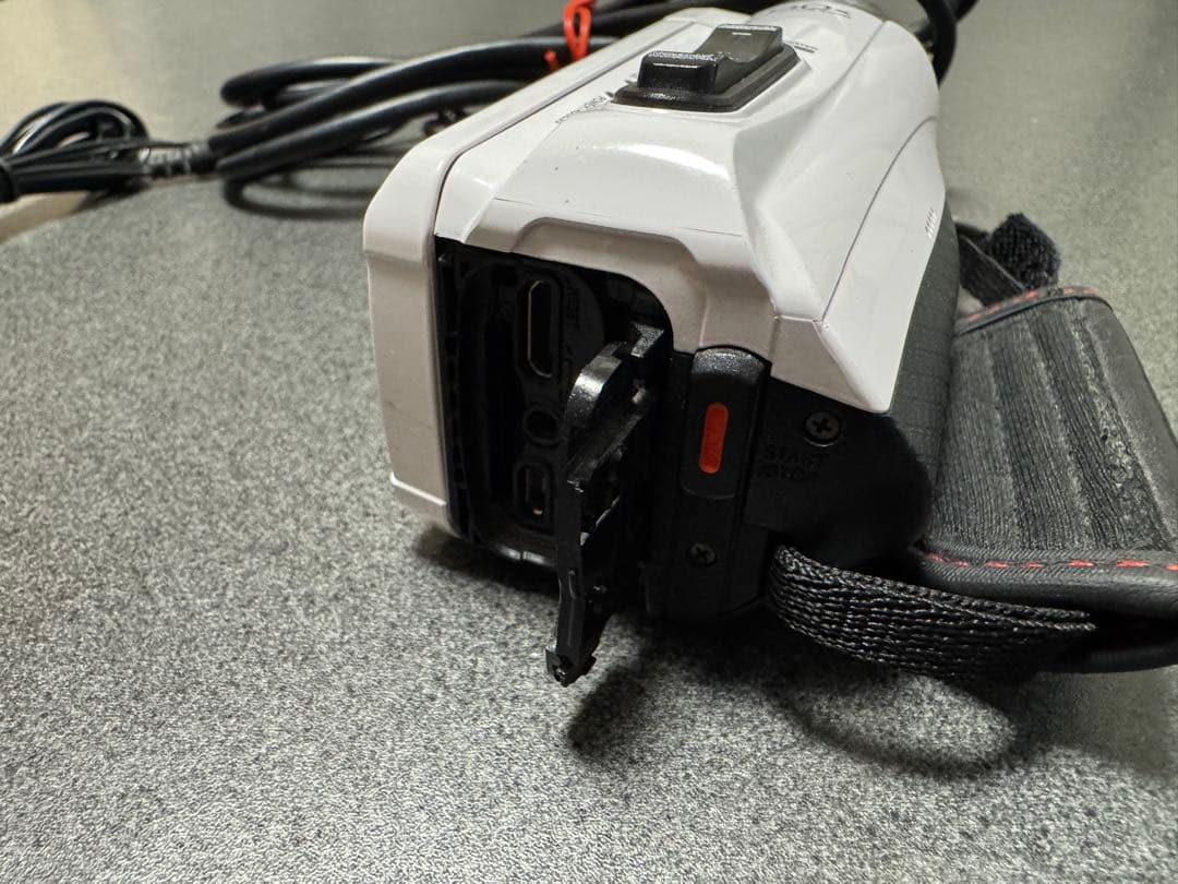 JVCケンウッド エブリオ ハイビジョンメモリービデオカメラ GZ-F100-W