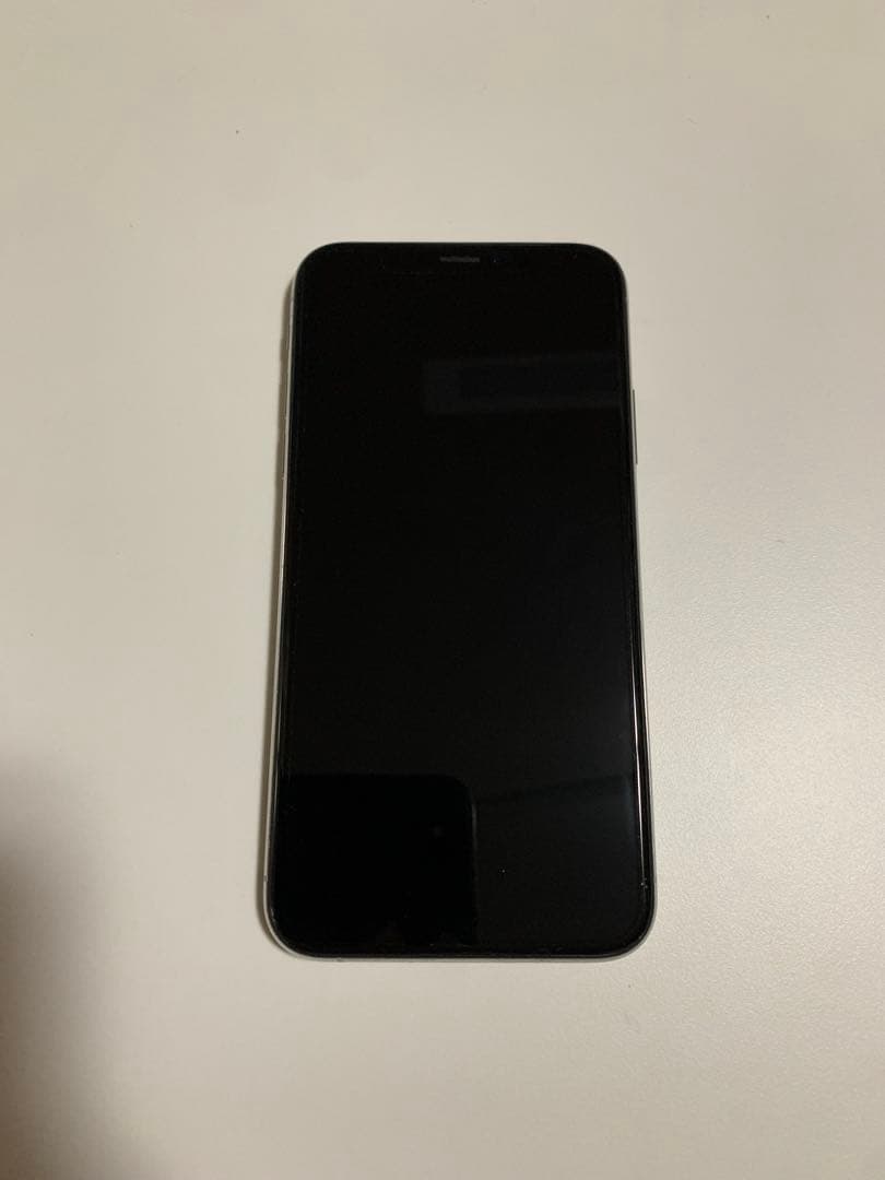 iPhoneXS 本体 ジャンク品　シルバー　SIMフリー iPhonexs