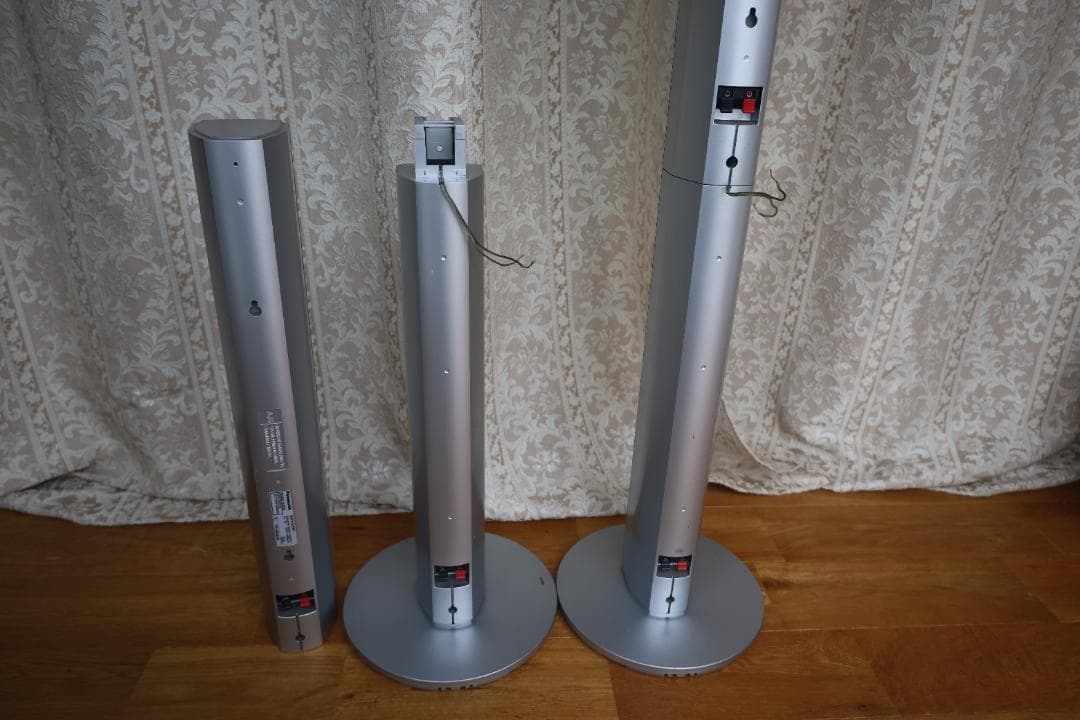 タワースピーカー シルバー スタンド型