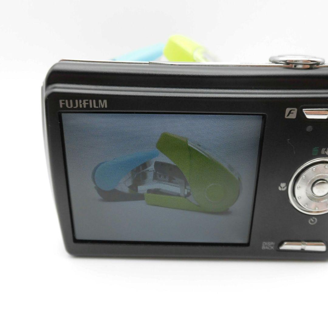 FUJIFILMフジフィルム FINEPIX F100fd #109