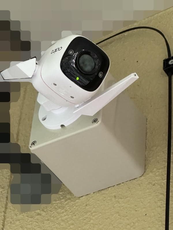 TP-Link WiFi ネットワークカメラ 屋外カメラ 300万画素 IP6.