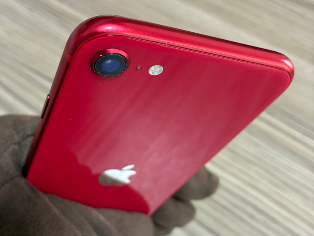 iPhone SE2(赤)64GB 箱&ライトニングケーブル(未使用)有り