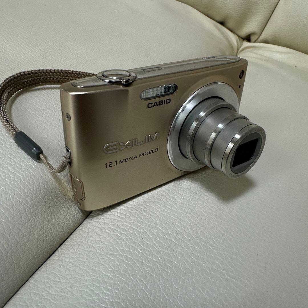 美品/CASIO EXILIM EX-Z400コンパクトデジタルカメラ ゴールド
