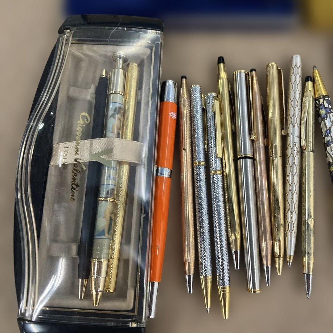 36 万年筆　ボールペン　など大量まとめ売る現状品