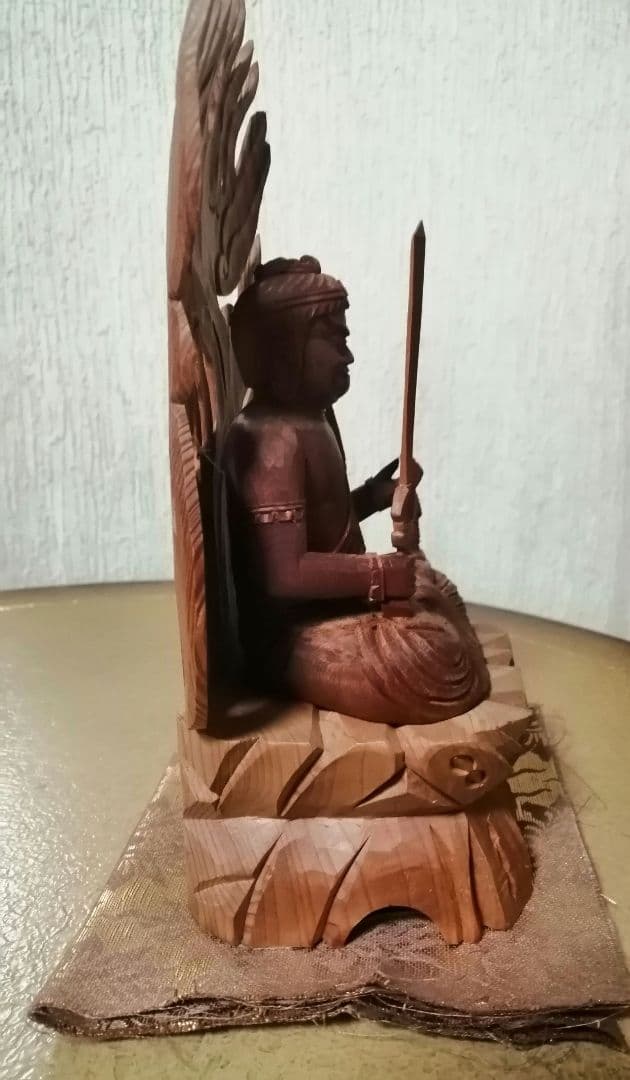 不動明王　仏像　木彫り　22cm
