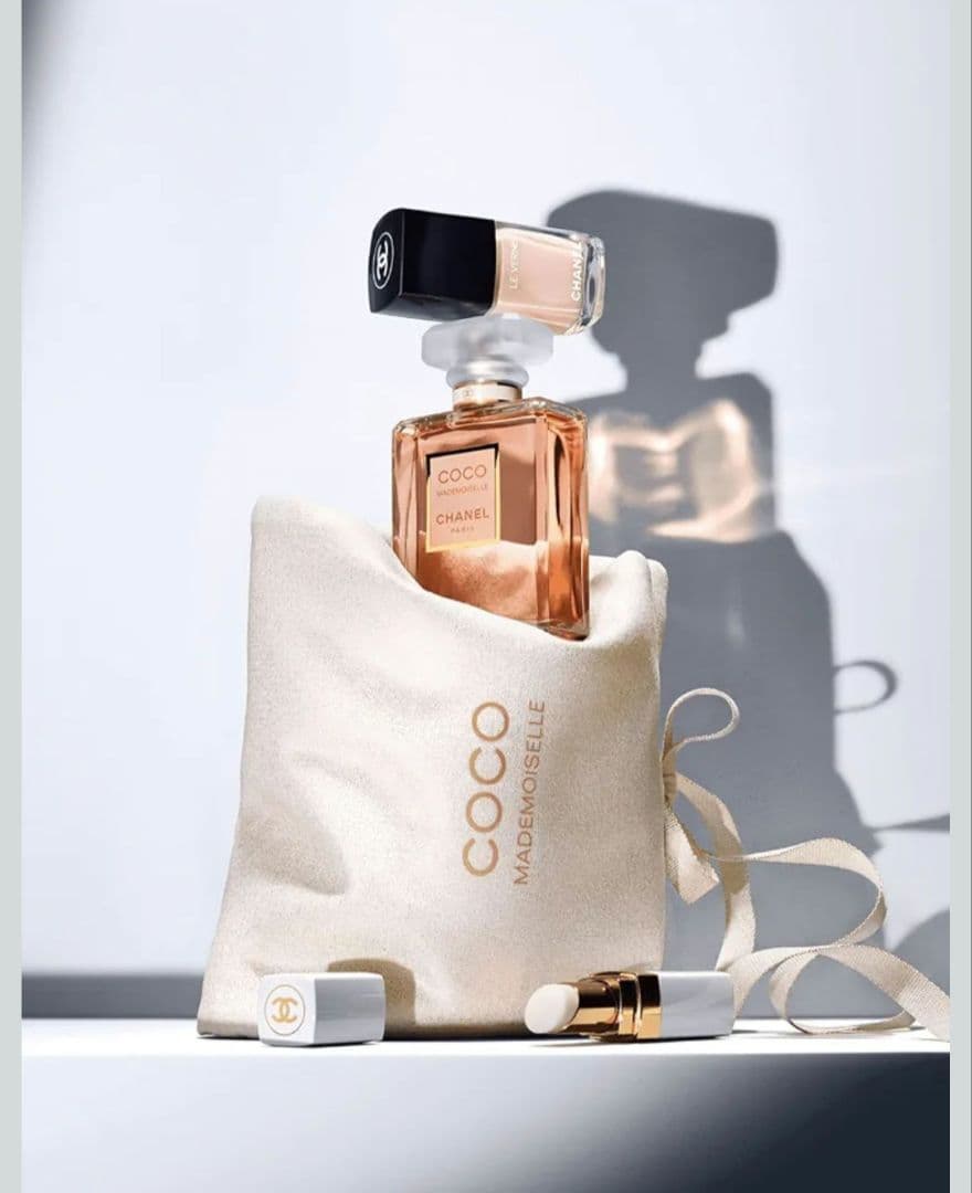 未使用　CHANEL　ココ　マドモアゼル　シークレット　ルック　コフレ