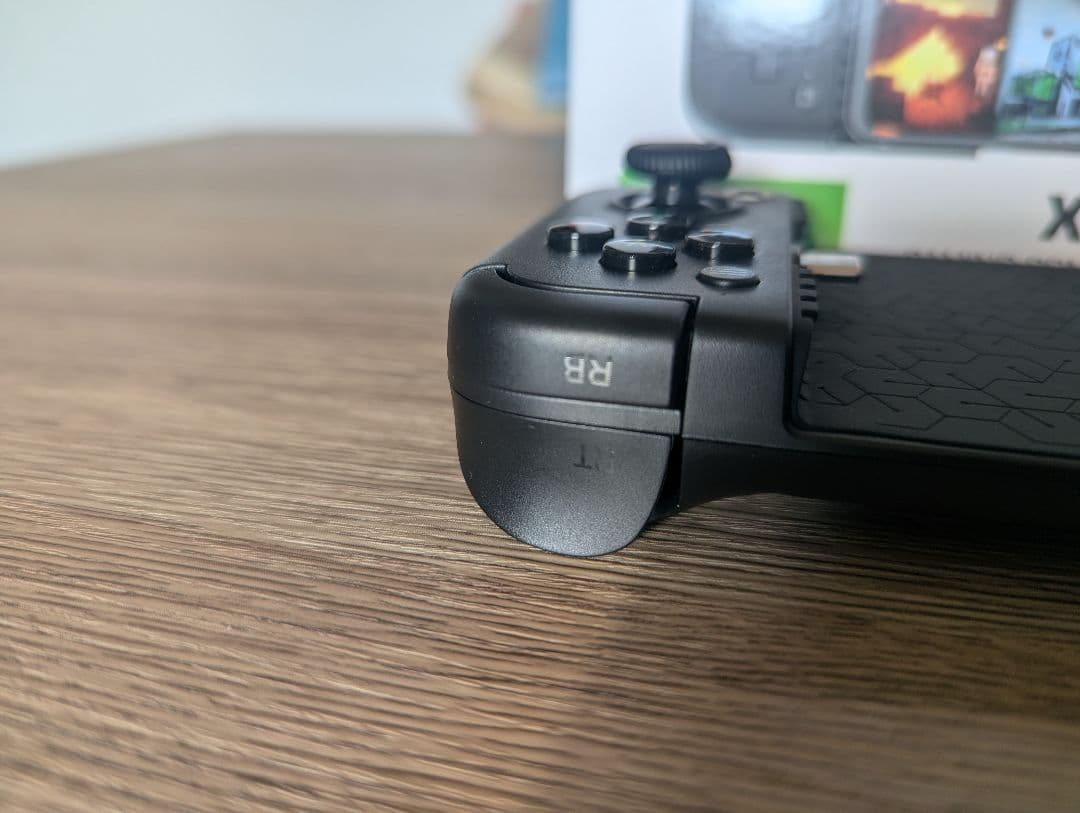 GAMESIR X2 PRO コントローラー