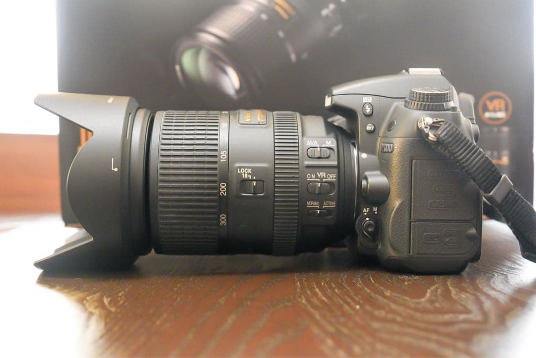 Nikon D7000 デジタル一眼レフカメラ 18-300mm