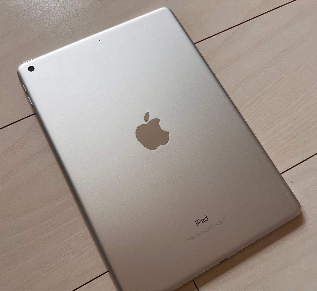 Apple iPad (第5世代) 32GB +必要であればケースも