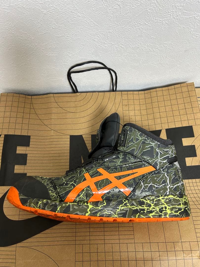 美品⭐︎限定⭐︎入手困難⭐︎asics安全靴⭐︎CP304 BOA MAGMA⭐︎