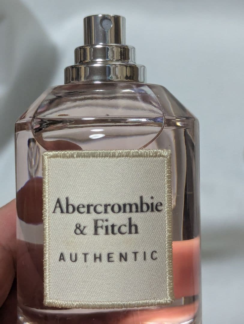 希少アバクロンビー＆フィッチオーセンティックウーマンオードパルファム100ml