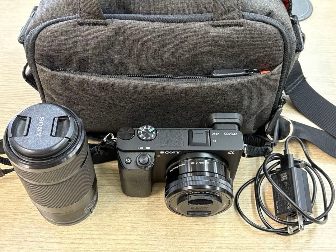 SONYα6400 ダブルズームレンズキット　バッグ＋SD
