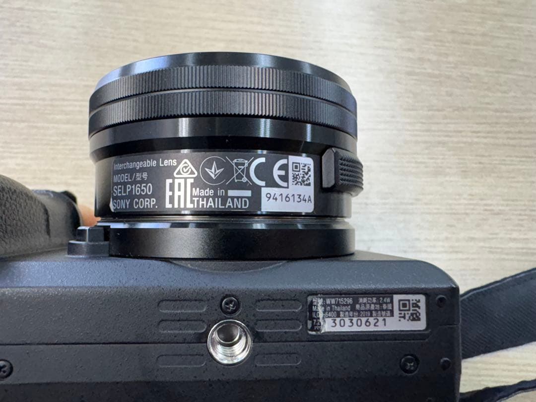 SONYα6400 ダブルズームレンズキット　バッグ＋SD