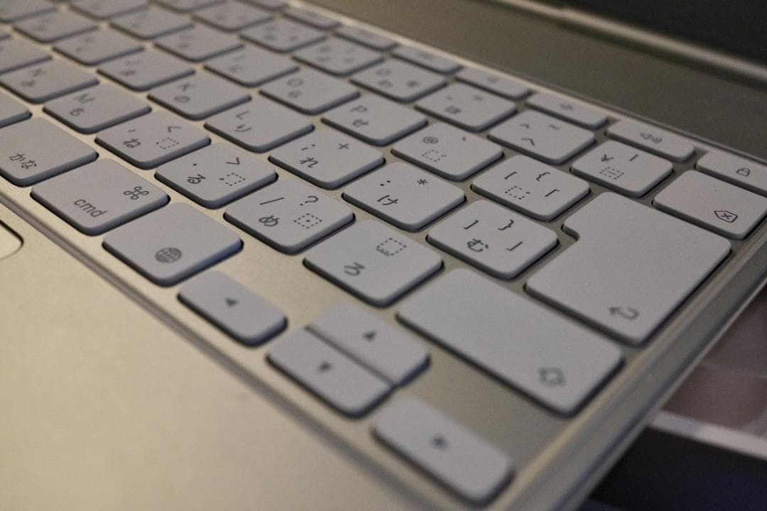 iPad Pro 13(M4)Magic Keyboard シルバー【美品】