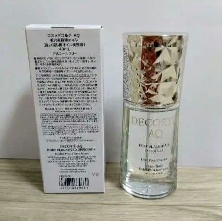 おまけ付き　ほぼ未使用　コスメデコルテAQ 毛穴美容液オイル
