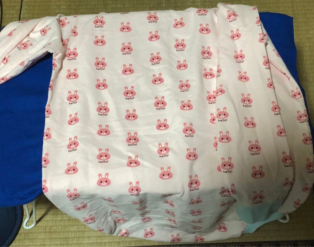 ロンパース　長袖つなぎ服　ピンクにウサギ柄　総丈が93㎝　L～LLサイズ　可愛い