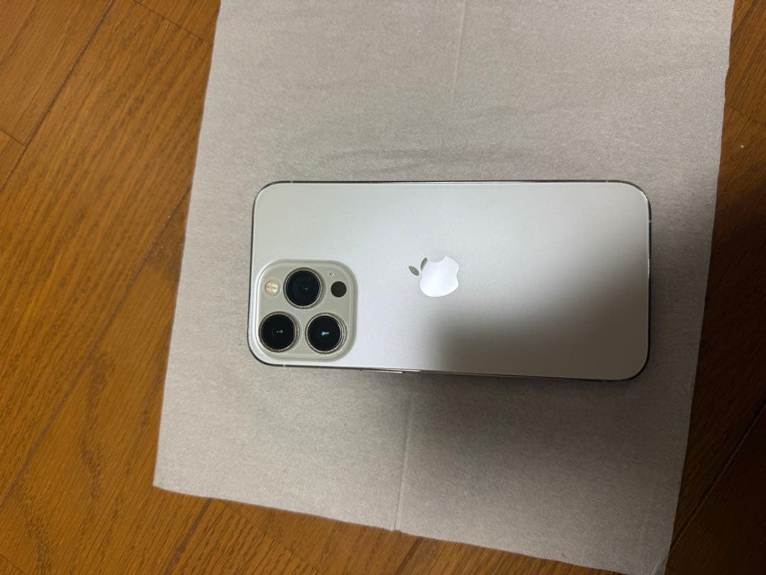 Apple iPhone 13 Proシルバー