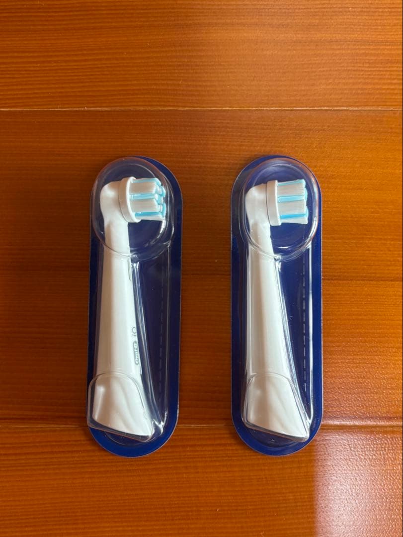 【美品・純正ブラシ2本付】Oral-B iO 電動歯ブラシ 充電器付 すぐ使える