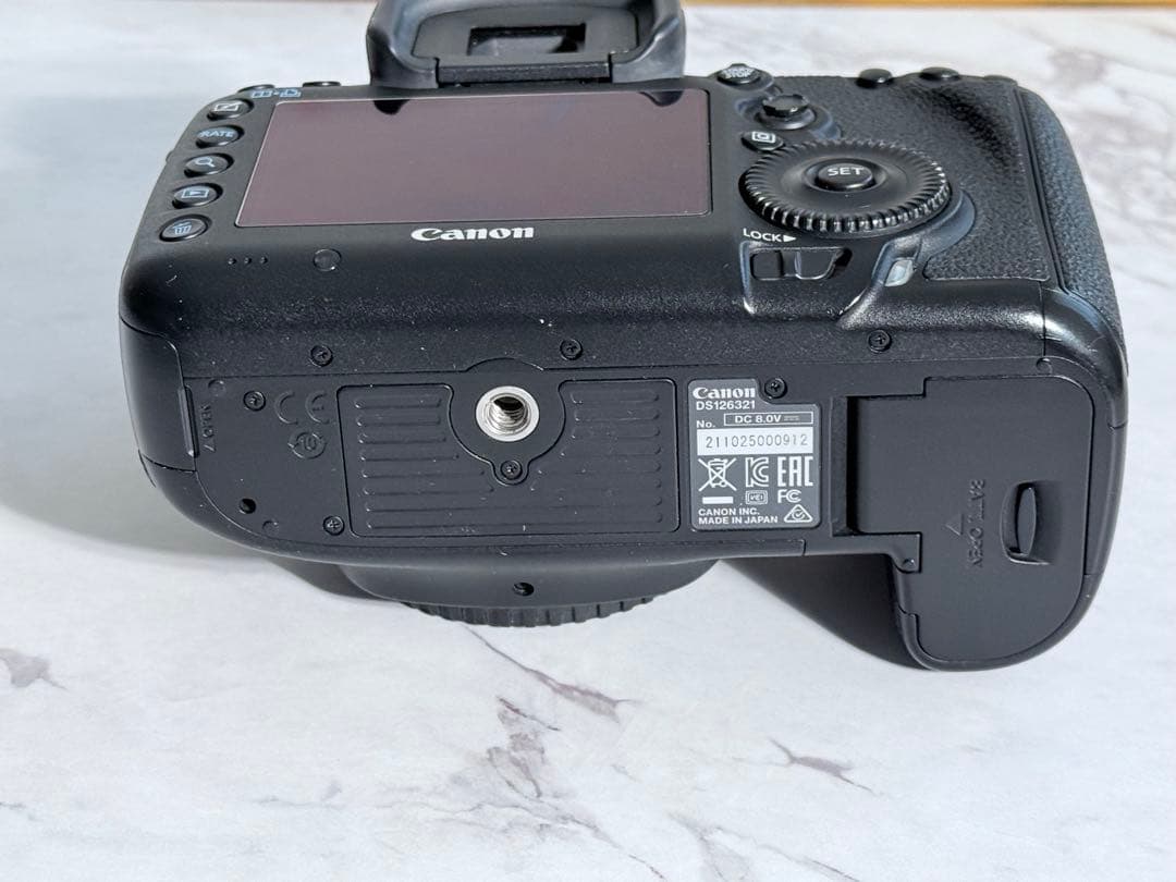 Canon EOS 5D Mark III 本体とレンズセット