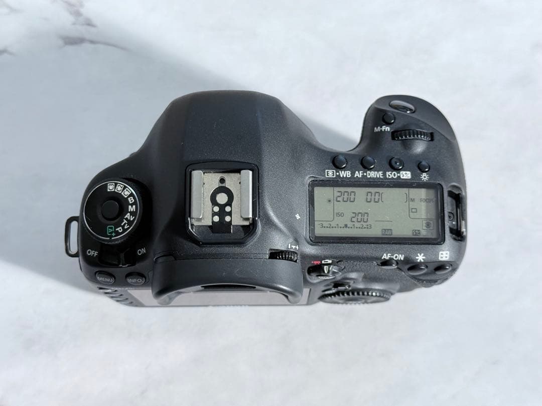 Canon EOS 5D Mark III 本体とレンズセット