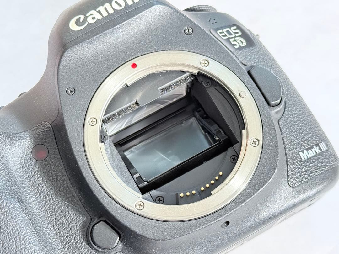 Canon EOS 5D Mark III 本体とレンズセット