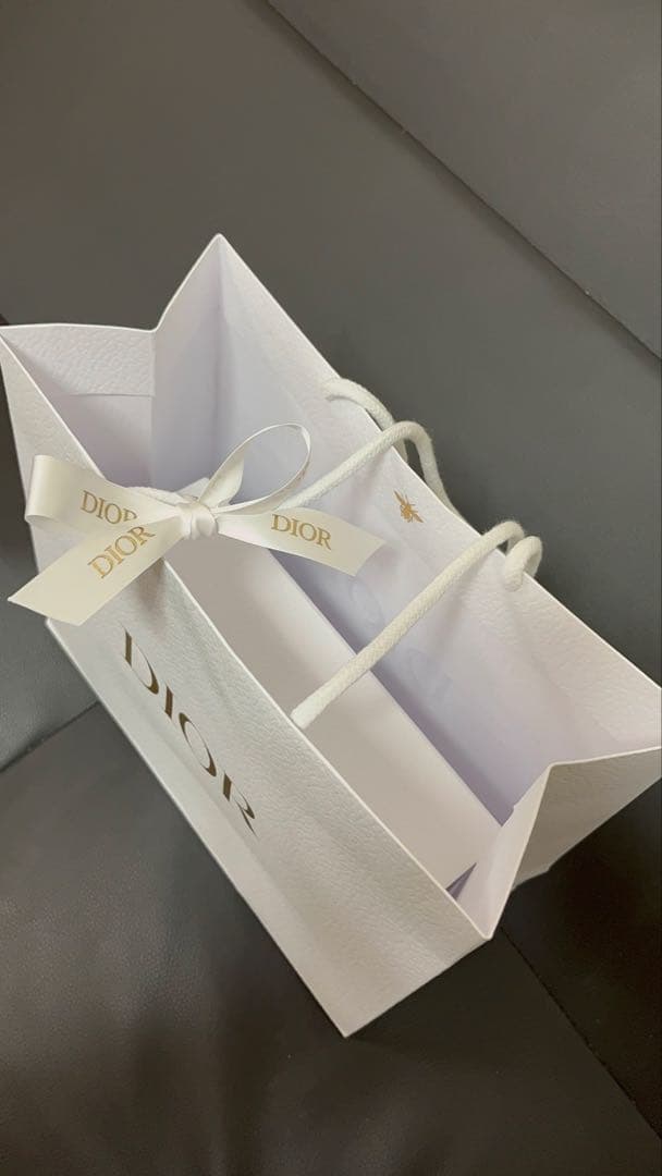 Miss Dior Eau de Parfum & ハンドクリームセット
