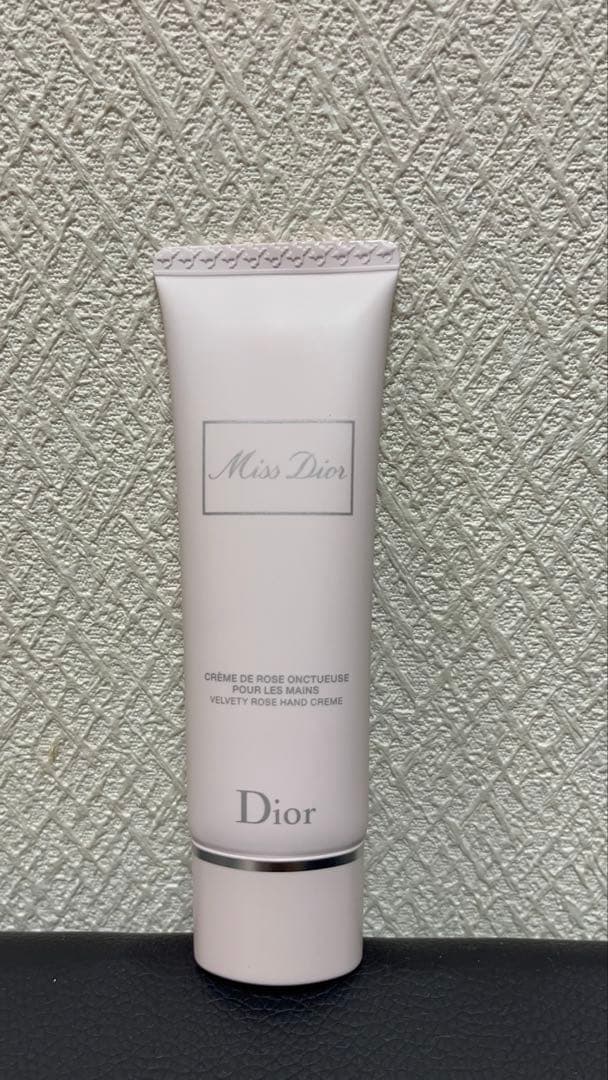 Miss Dior Eau de Parfum & ハンドクリームセット