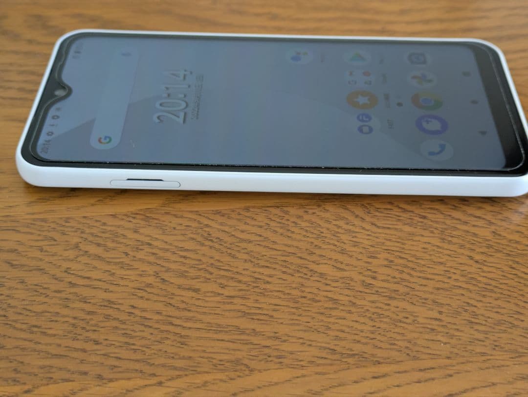 FCG01 arrows We ホワイト 64GB