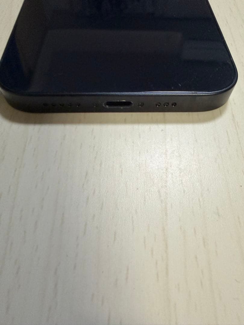 Apple iPhone 13 ミッドナイト本体　SIMフリー