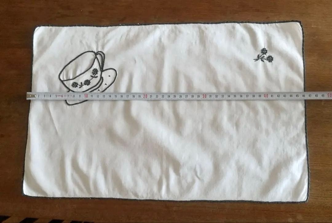 ヴィンテージ⭐︎刺繍入り テーブルクロス