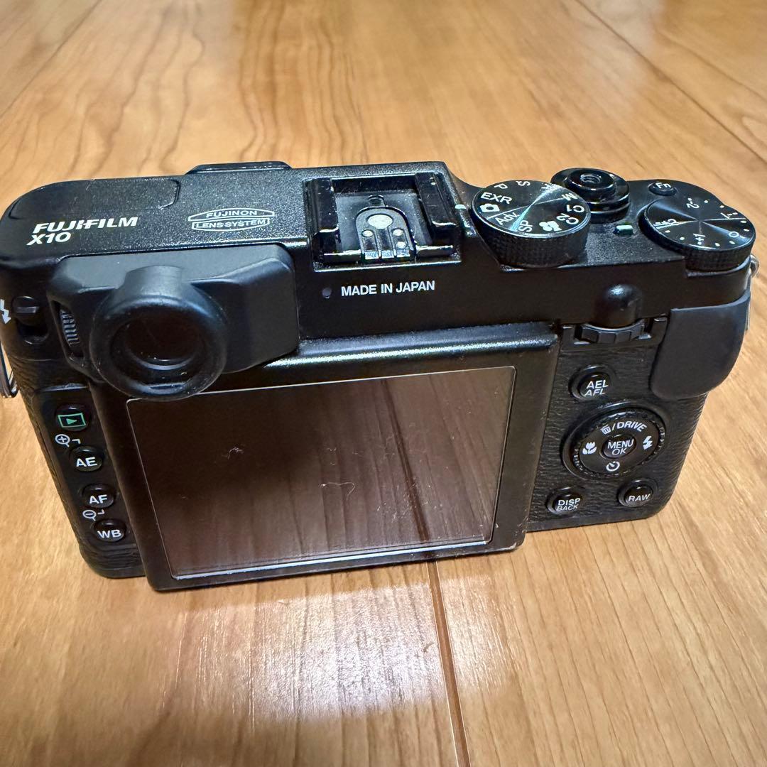 Fujifilmフジフィルム X10