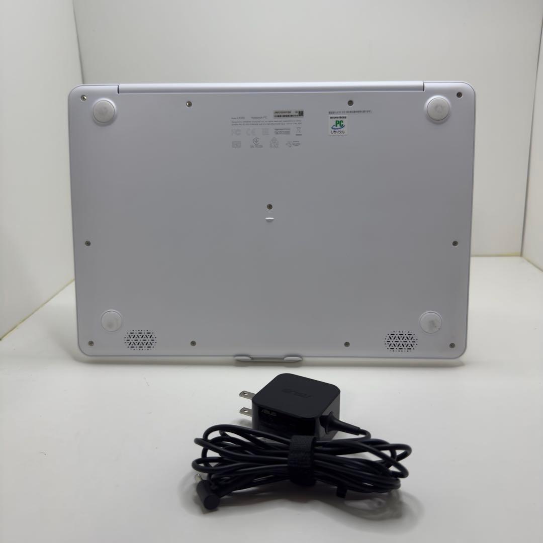 Chromebook本体 ASUS E406SA-S3060W